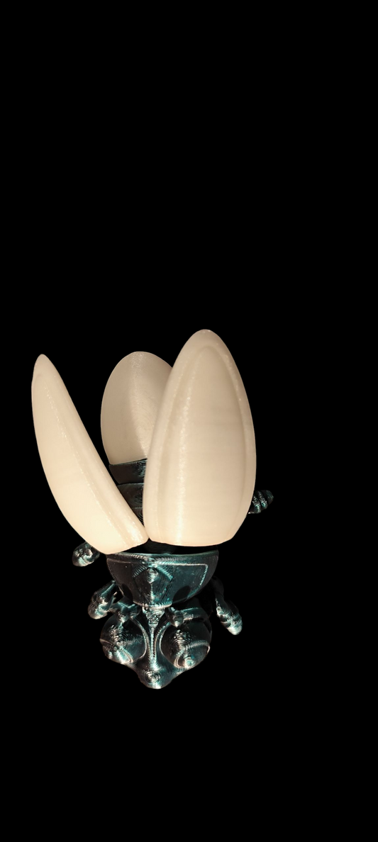 3D printed firefly – movable wings & feet – PLA – custom color – Flexi Factory Design