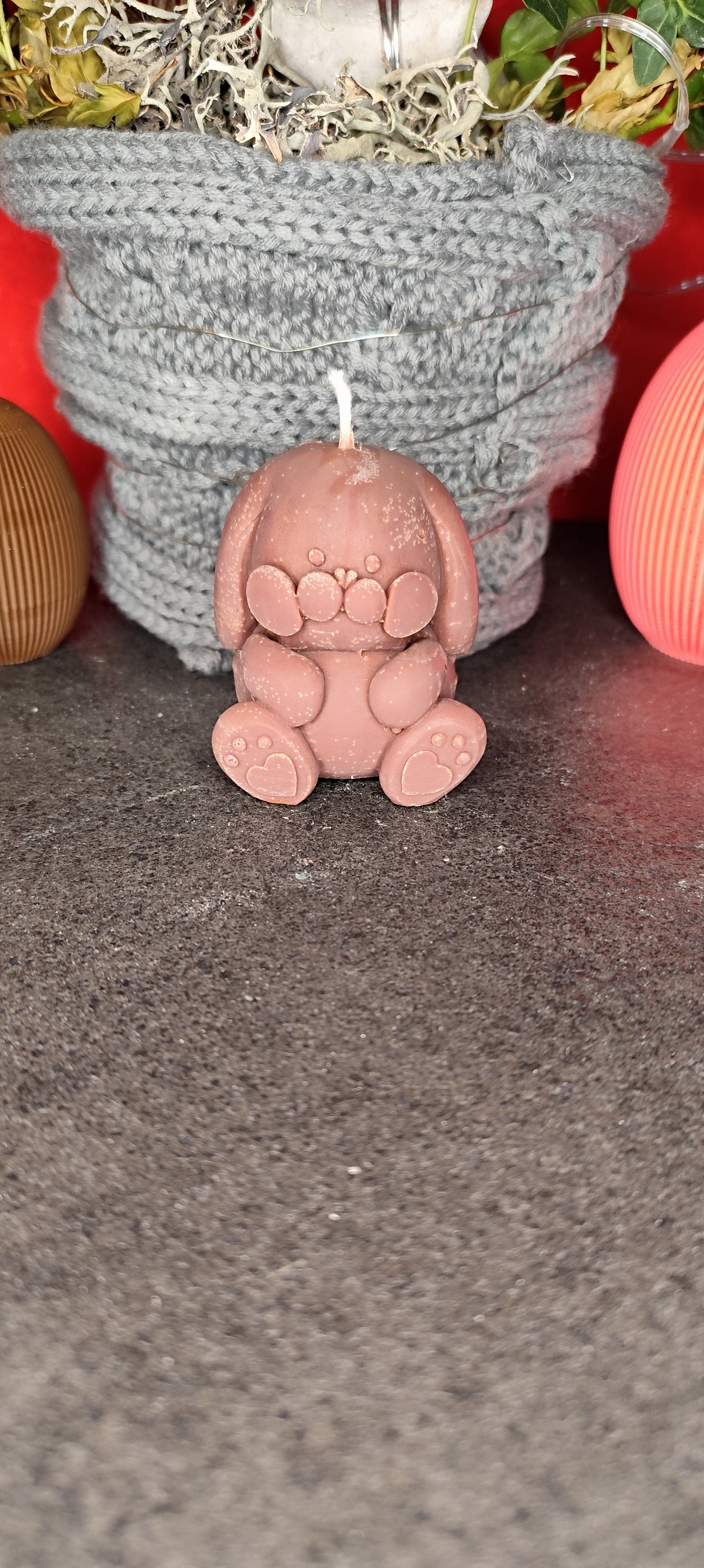 Rabbit candle with heart paws – handmade from soy wax – 6 × 5.5 × 5 cm