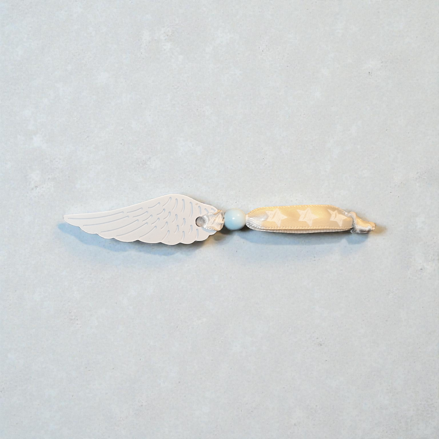 Ceramic feather pendant in pastel shades – hand-cast with wooden bead & ribbon | Guardian angel decoration