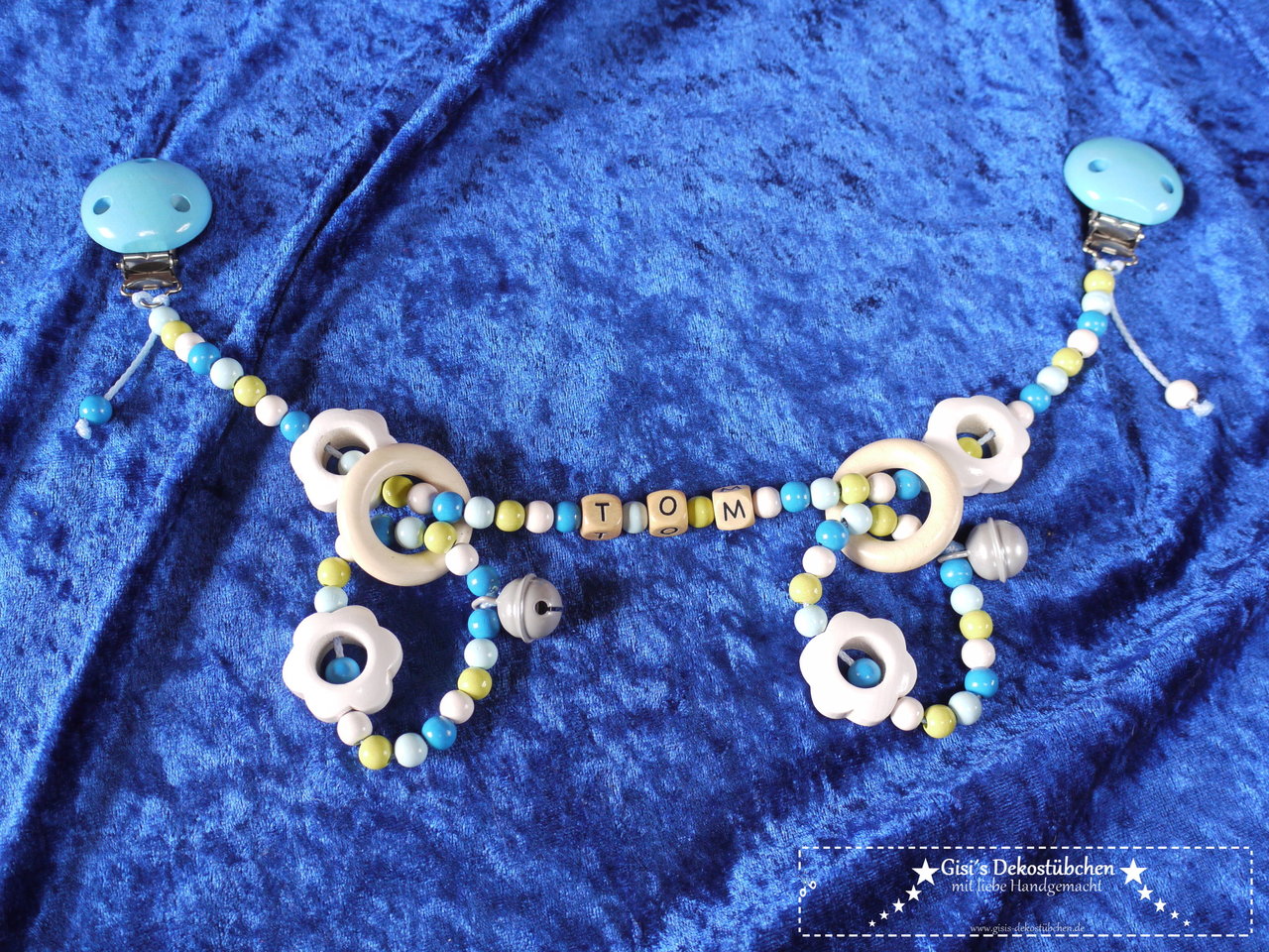 Personalized stroller chain with name