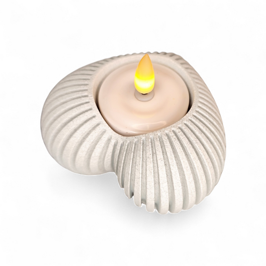 Modern heart-shaped tealight holder – stylish decoration for LED tealights