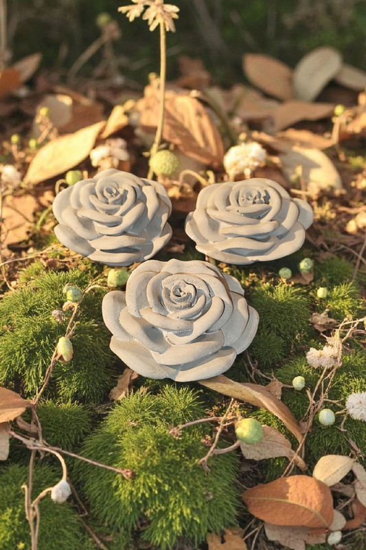 Rose made of concrete, handmade, weatherproof, unique