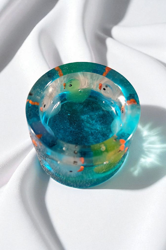 Tealight holder “Summer Duckling” – made of resin, handmade