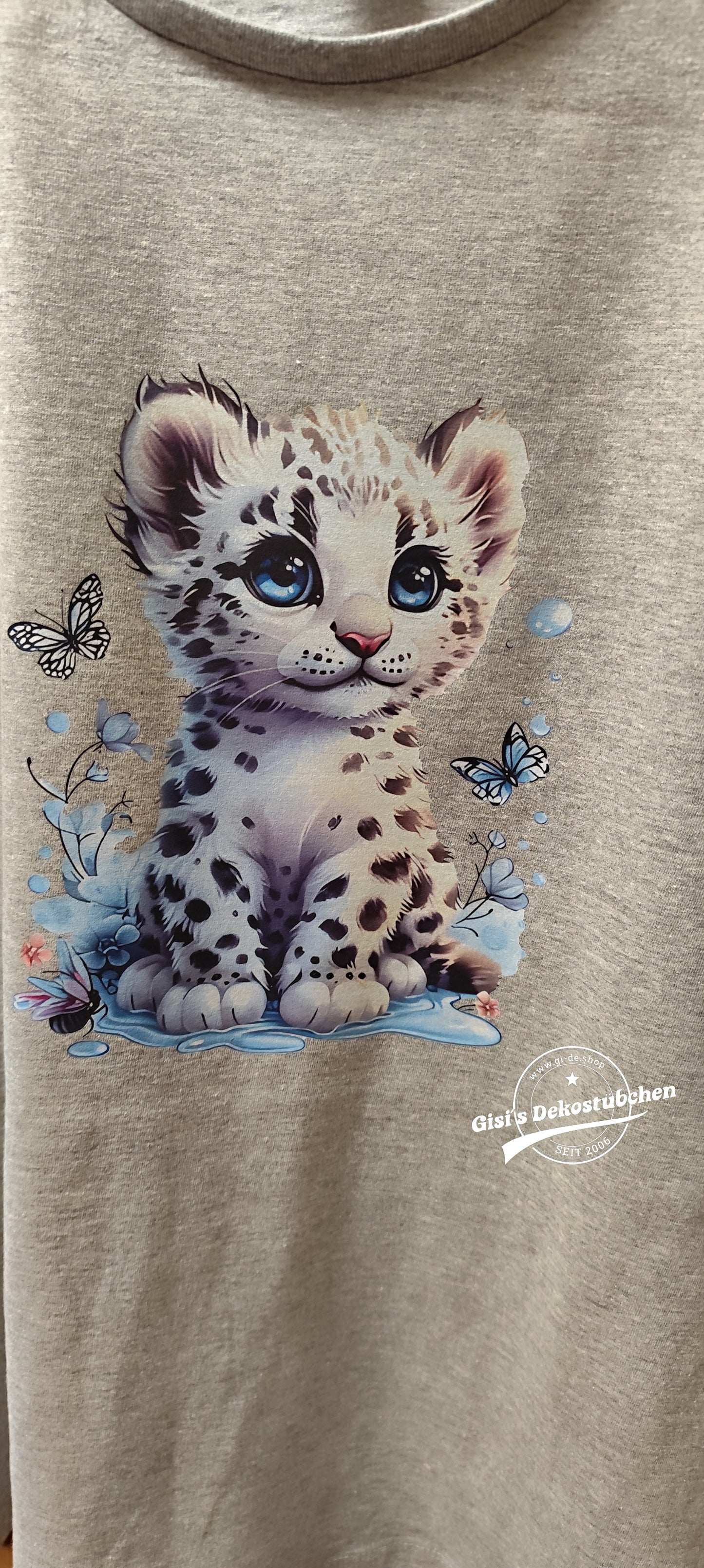 Weißes Leopard T-Shirt, Floral Grafik T-Shirt, Damen T-Shirt, Tier Print Shirt, Natur Liebhaber