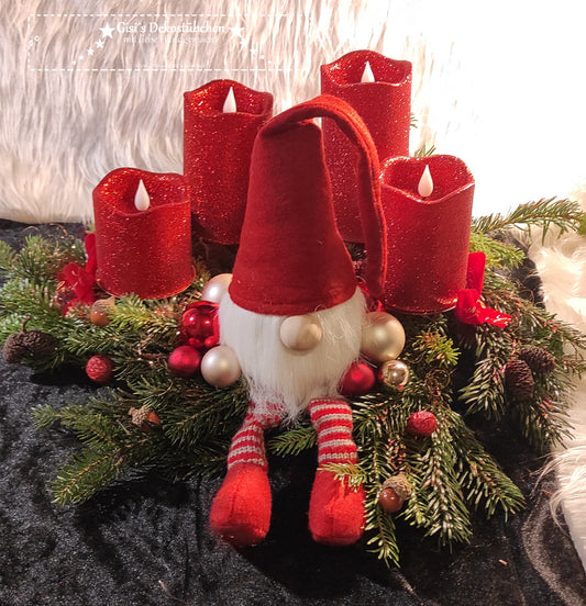 Gnome Advent wreath freshly tied