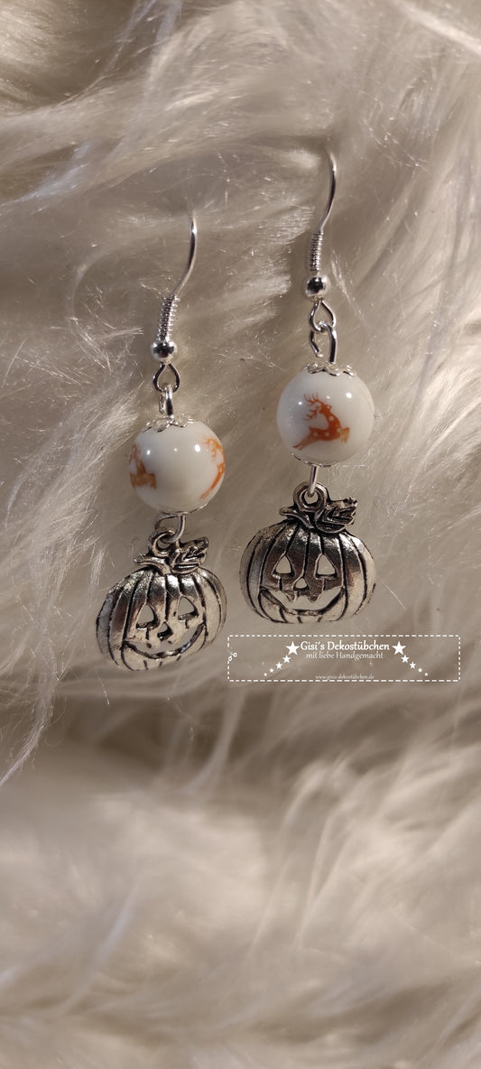 silver pumpkin earrings for Halloween