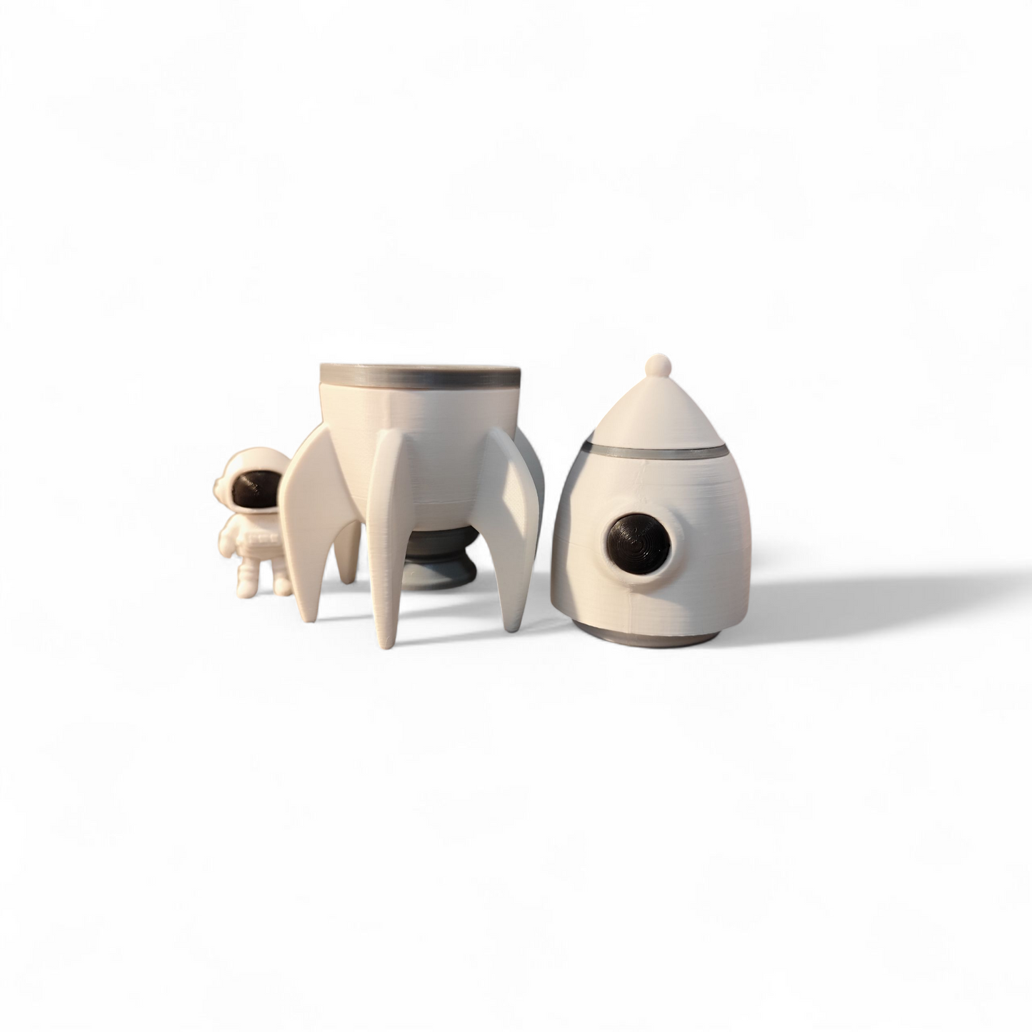 3D printed rocket with astronaut – PLA can – approx. 14x8x8 cm