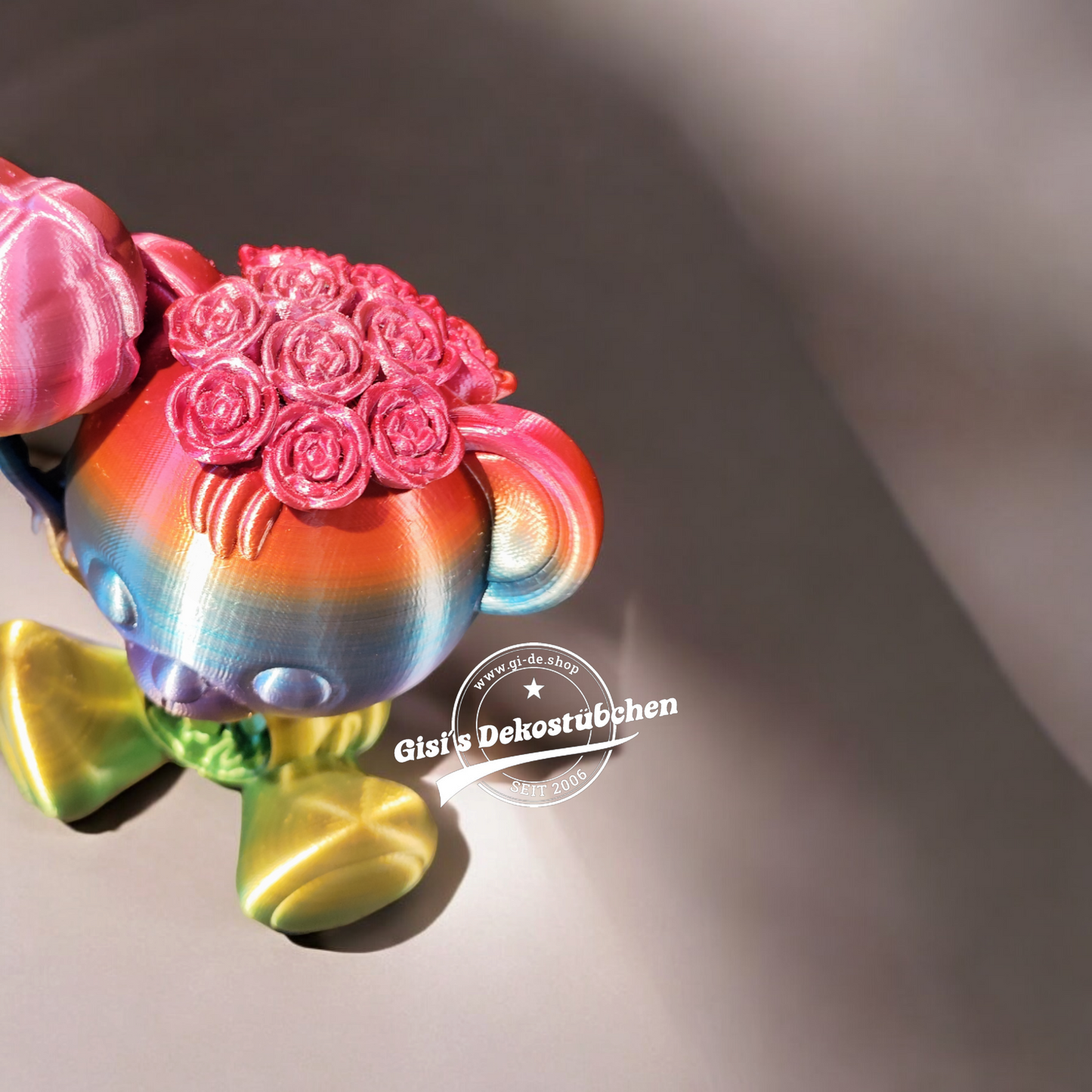 3D Printed - Teddy Bear in Love Statue - Design by Koza Design