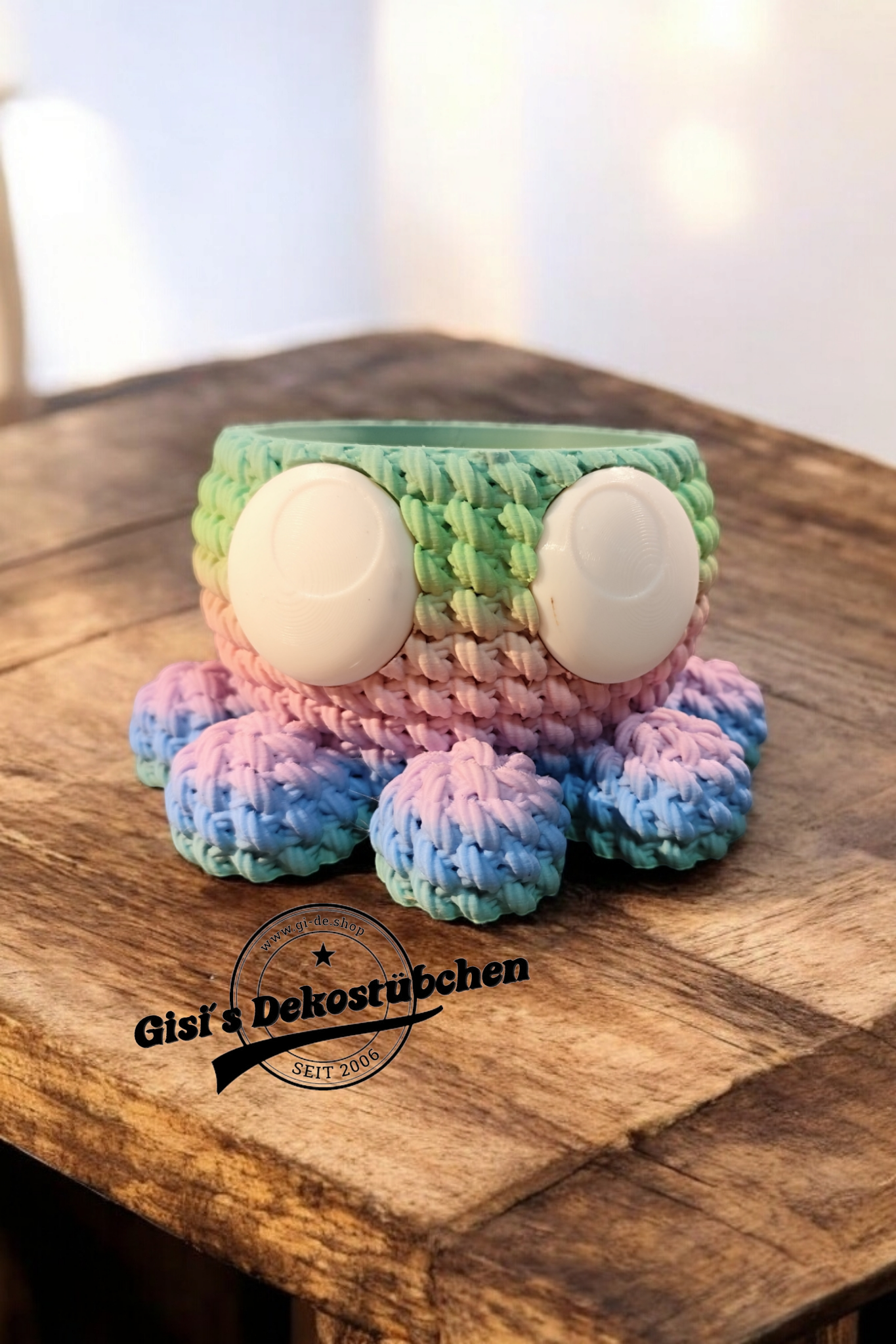 3D octopus pen holder wool look