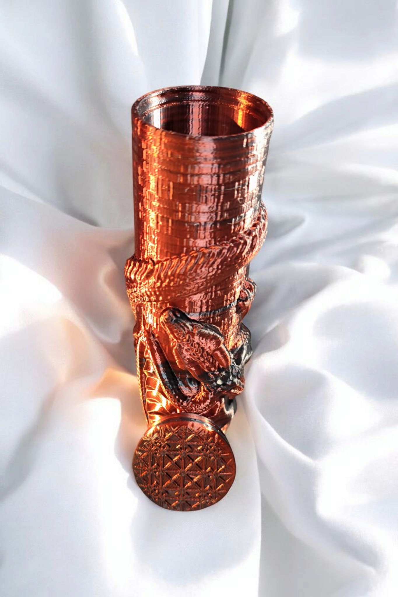 3D printed dragon can screw cap