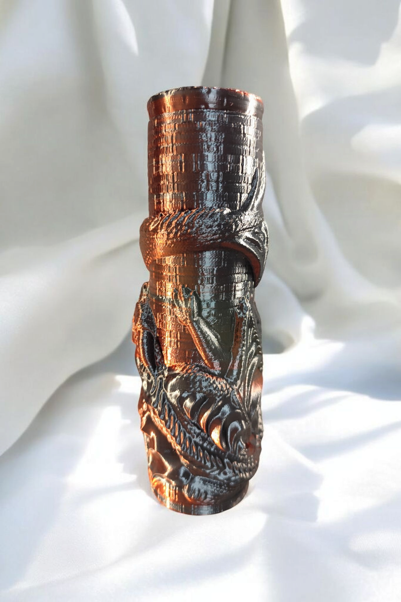 3D printed dragon can screw cap