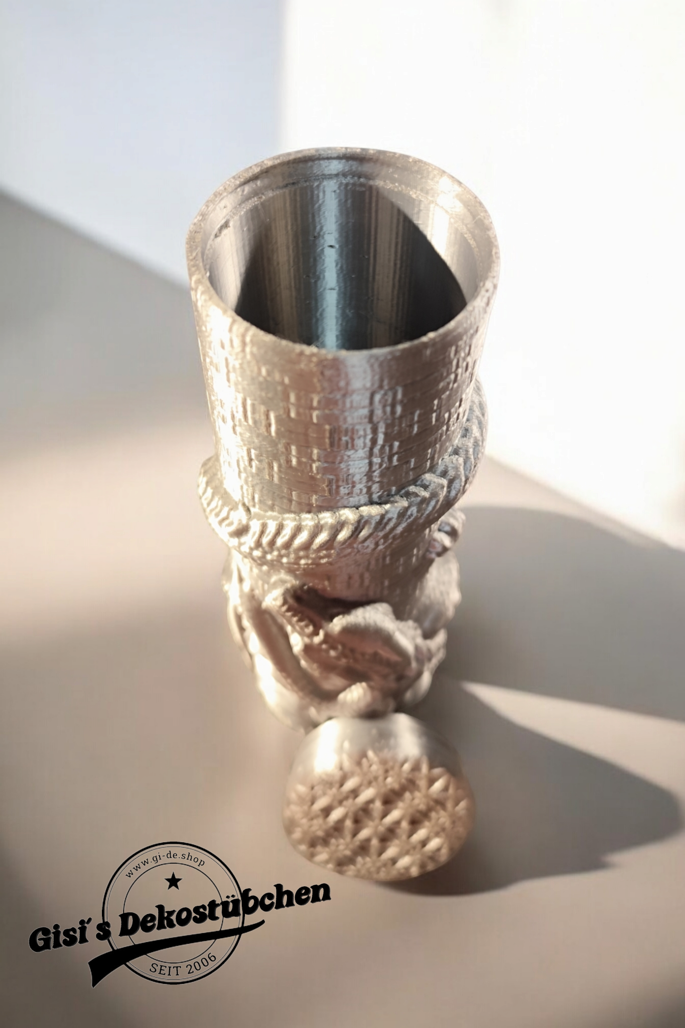 3D printed dragon can screw cap