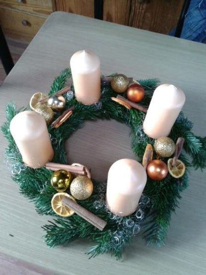 Advent wreath freshly tied
