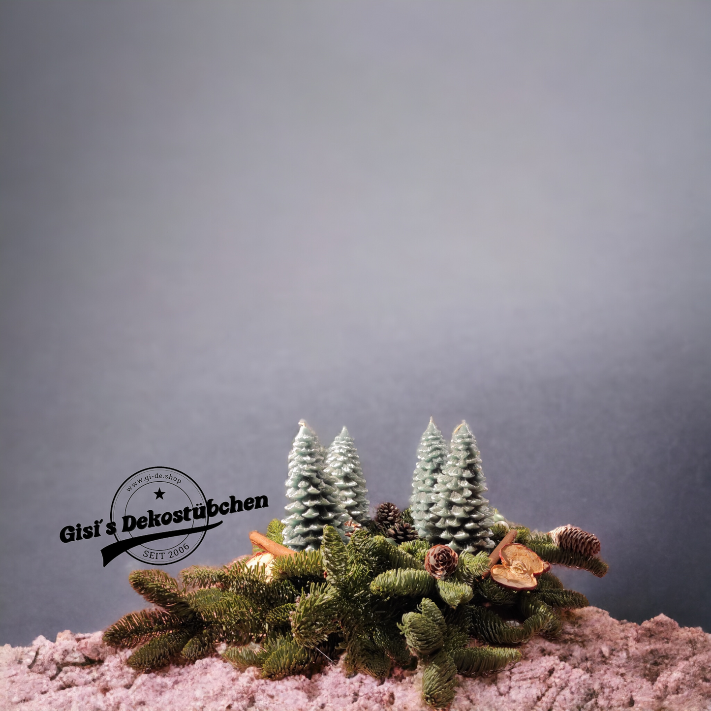 Advent wreath freshly tied green, natural 