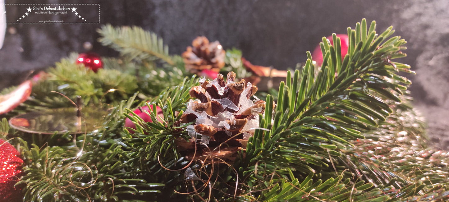 Advent wreath freshly tied red, natural 