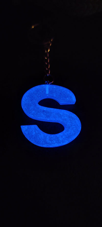 Buchstabe Schlüsselanhänger Glow the Dark