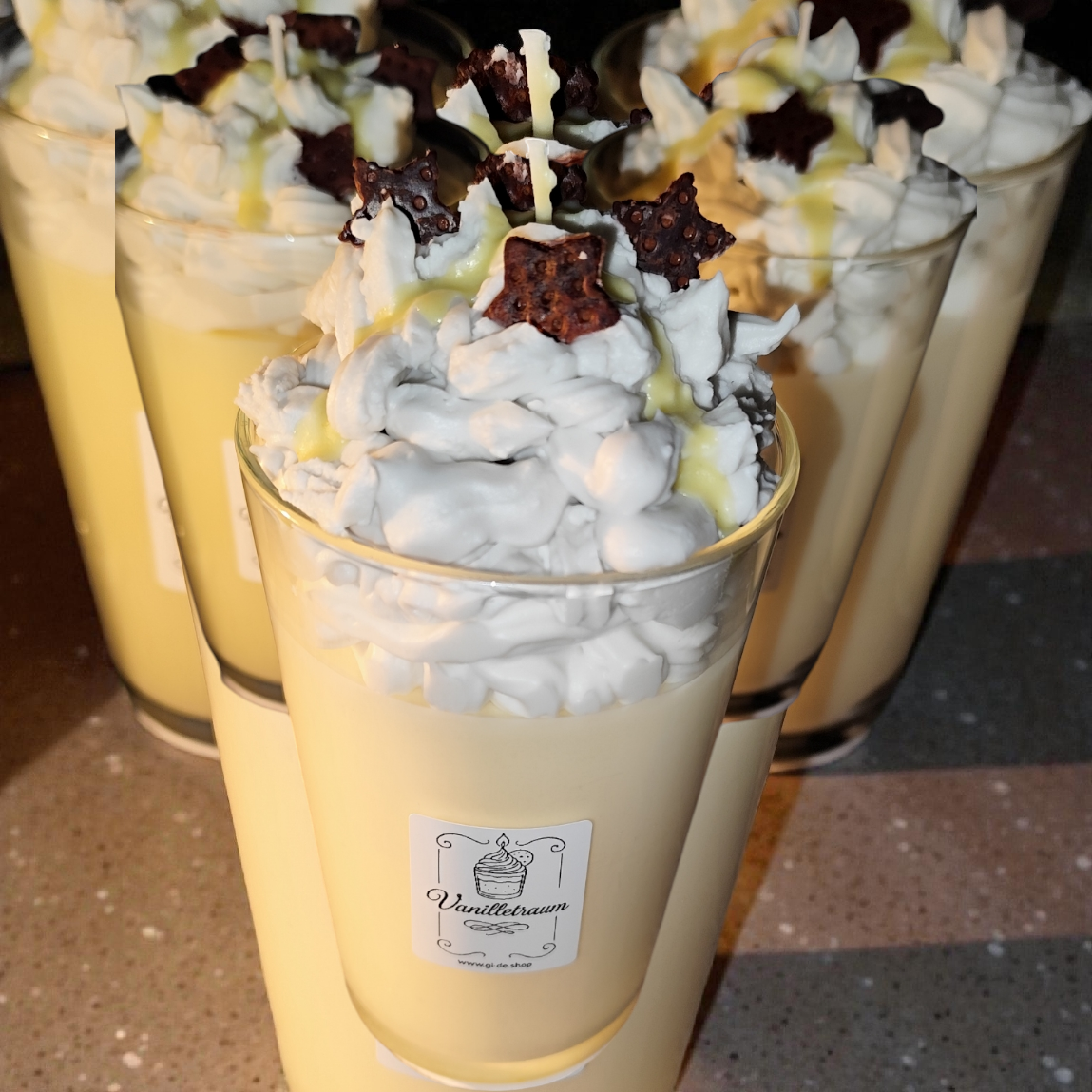 Dessertkerze Vanilletraum – Handgemachte Duftkerze aus Sojawachs im Glas, wählbar in Wunschduft