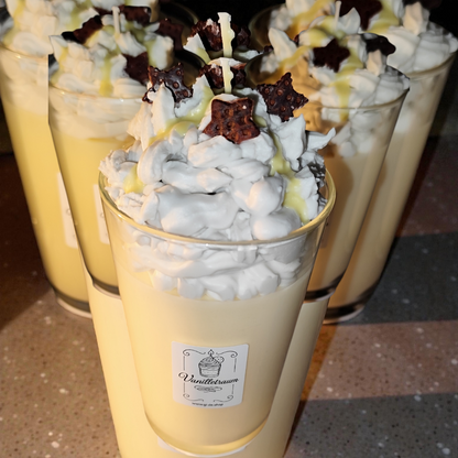Dessertkerze Vanilletraum – Handgemachte Duftkerze aus Sojawachs im Glas, wählbar in Wunschduft
