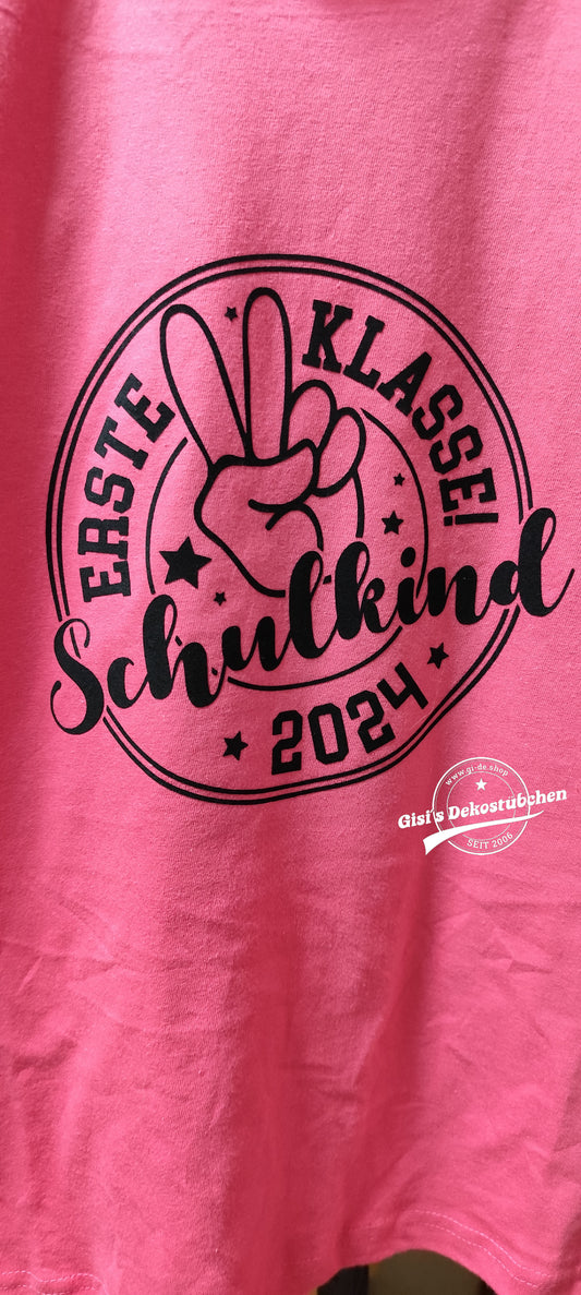 First-grader T-shirt: T-shirt for kids. Schoolchild 2027 shirt. Gift for starting school.