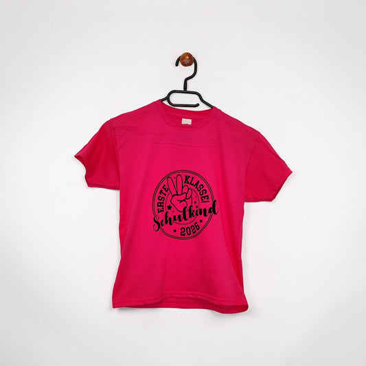 Erstklässler T-Shirt: T-Shirt für Kinder. Schulkind 2026 Shirt. Geschenk zur Einschulung