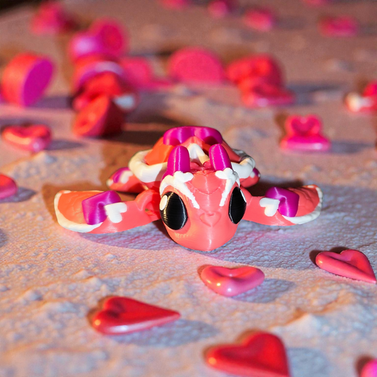 Flexible Valentine's Day turtle with heart design – movable 3D printed decoration