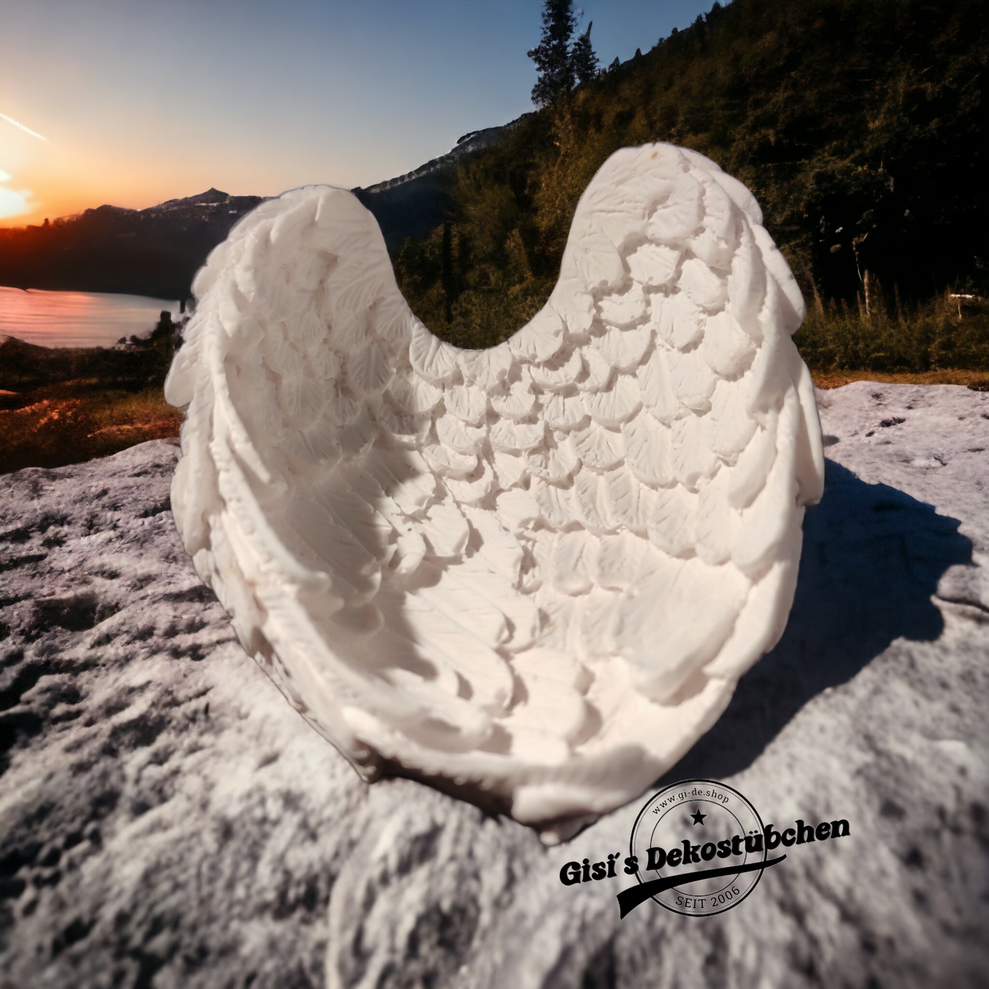 Ceramic wings used as a bowl or storage container