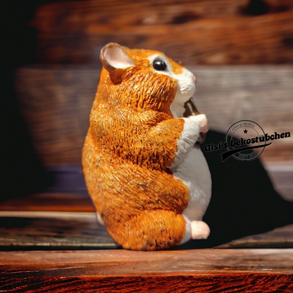 Hamster sculpture, hand-painted, for animal lovers