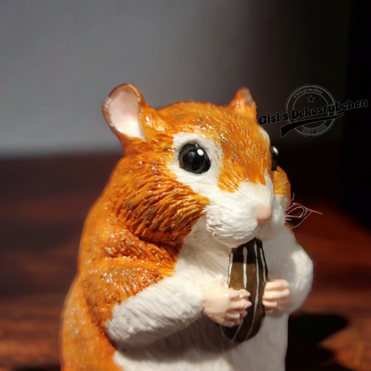 Hamster sculpture, hand-painted, for animal lovers