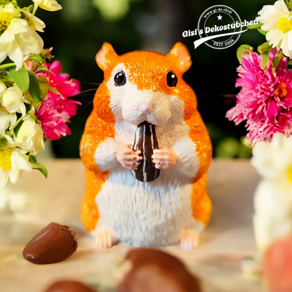 Hamster sculpture, hand-painted, for animal lovers