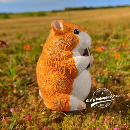 Hamster sculpture, hand-painted, for animal lovers
