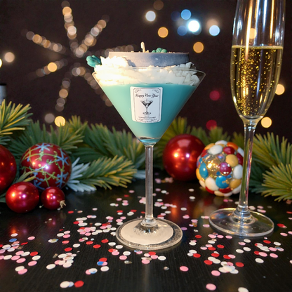 Happy New Year candle in a cocktail glass made of soy wax – lucky candle with clover, horseshoe &amp; desired fragrance