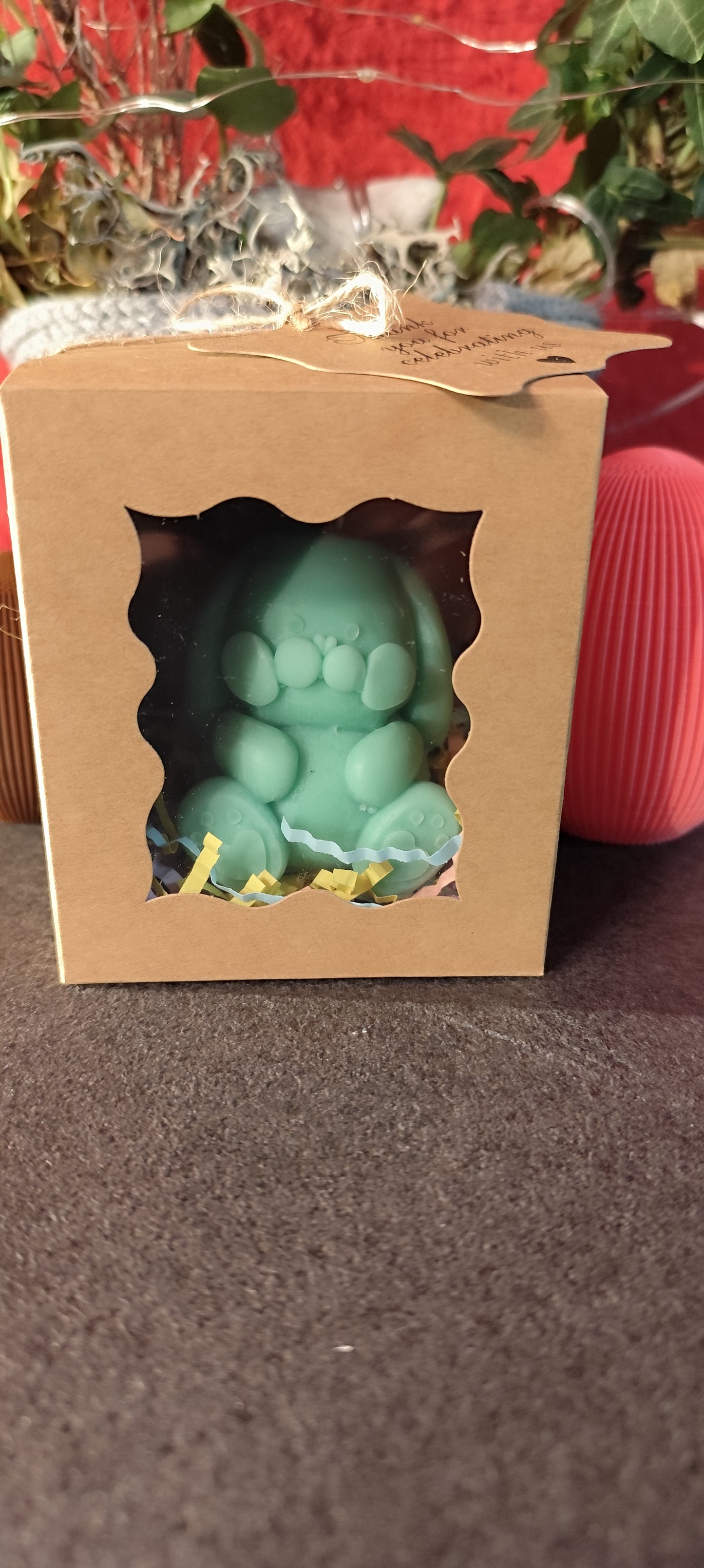 Rabbit candle with heart paws – handmade from soy wax – 6 × 5.5 × 5 cm