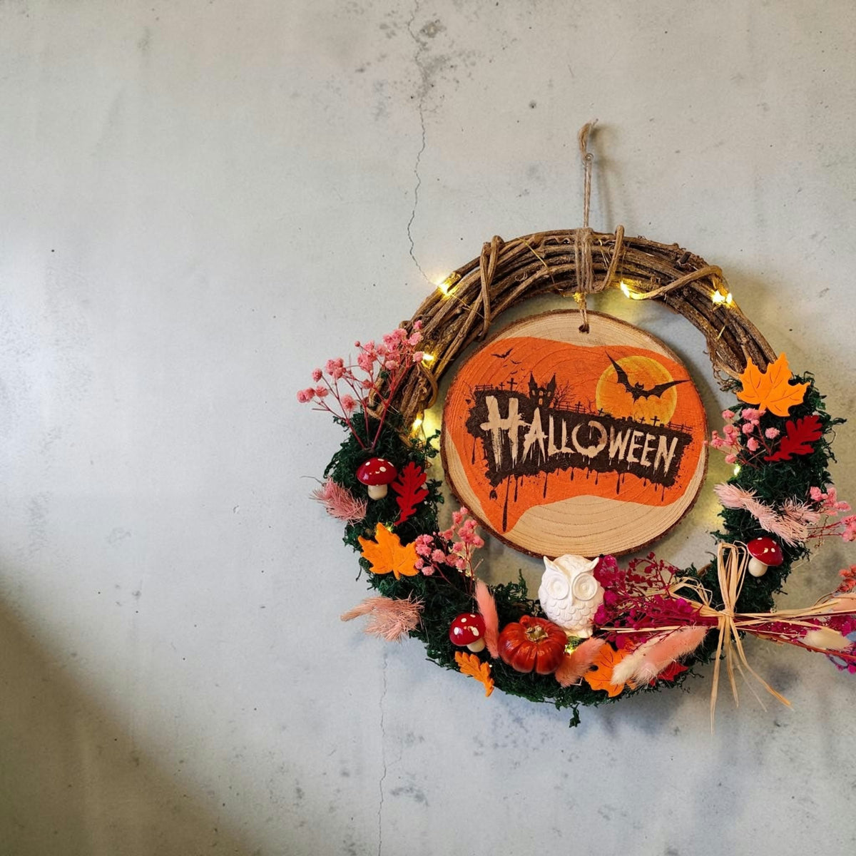Herbst-Halloween-Kranz mit LED-Beleuchtung – handgefertigt Ø ca. 30 cm