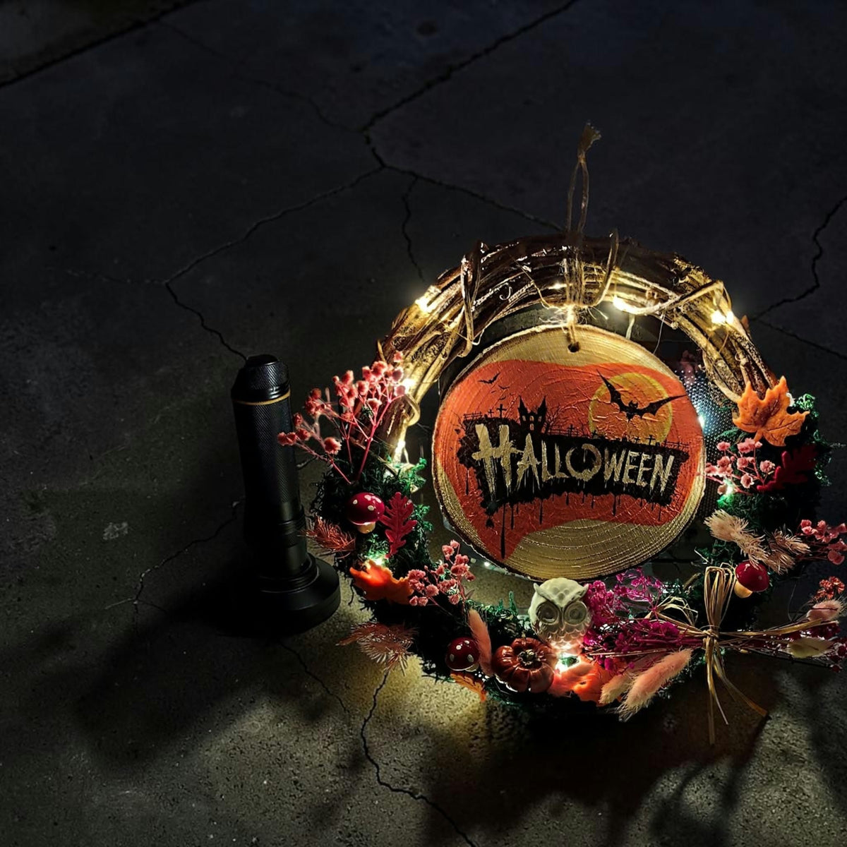 Herbst-Halloween-Kranz mit LED-Beleuchtung – handgefertigt Ø ca. 30 cm