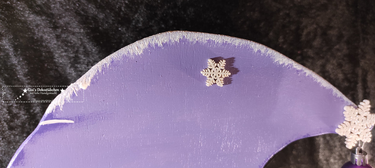 Wooden gnome winter (4 seasons) illuminated