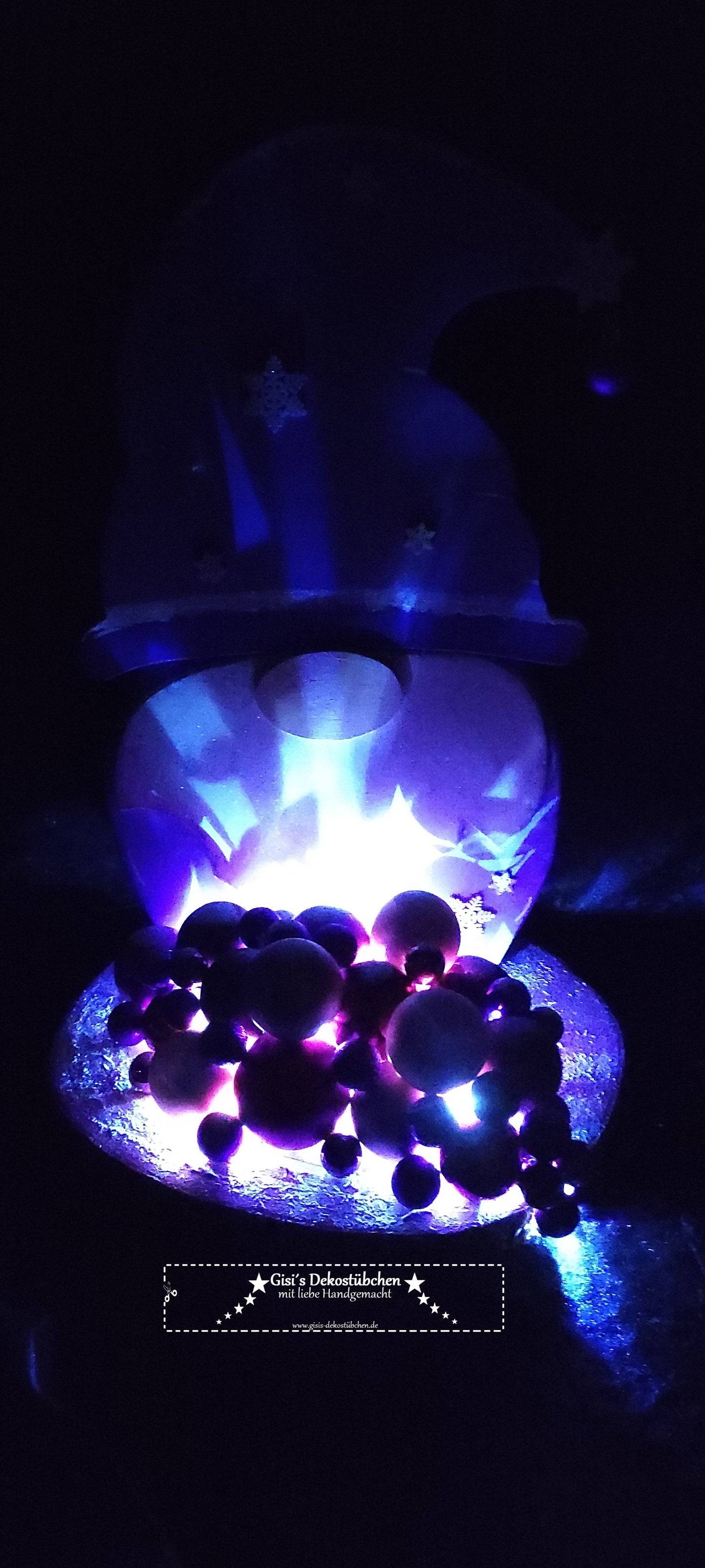 Wooden gnome winter (4 seasons) illuminated