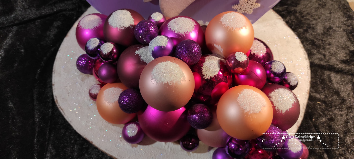 Wooden gnome winter (4 seasons) illuminated