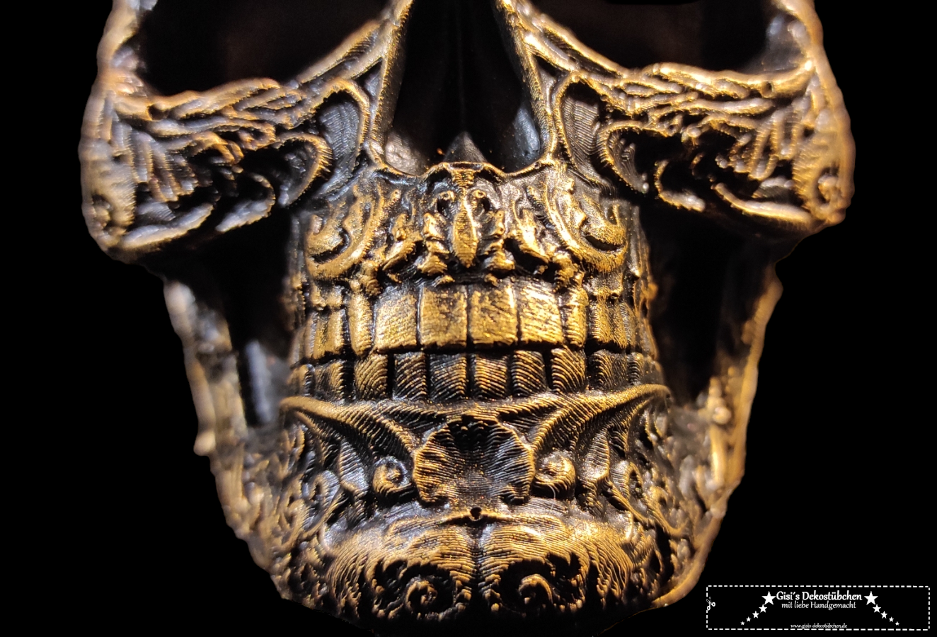 Ceramic Skull Gisi Black/Gold