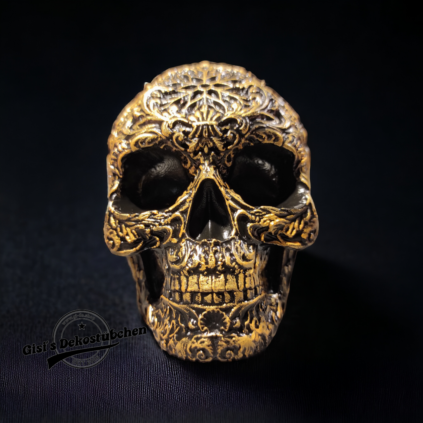 Ceramic Skull Gisi Black/Gold