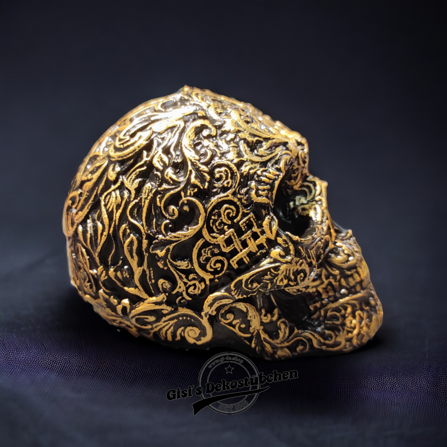Ceramic Skull Gisi Black/Gold