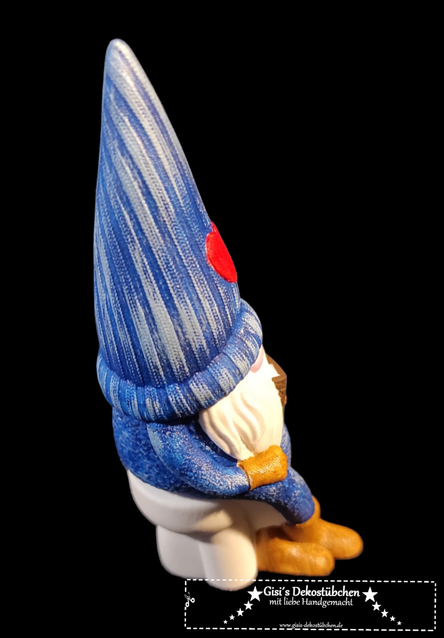 Ceramic Gnome No. 1 Dina sitting with heart Blue