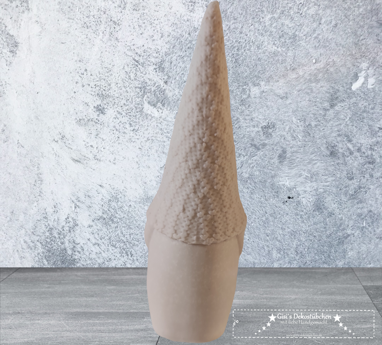 Ceramic gnome no. 2 with heart in its hands