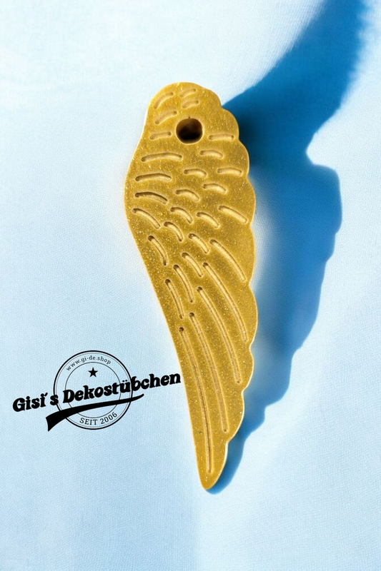 Small ceramic wings in gold or silver