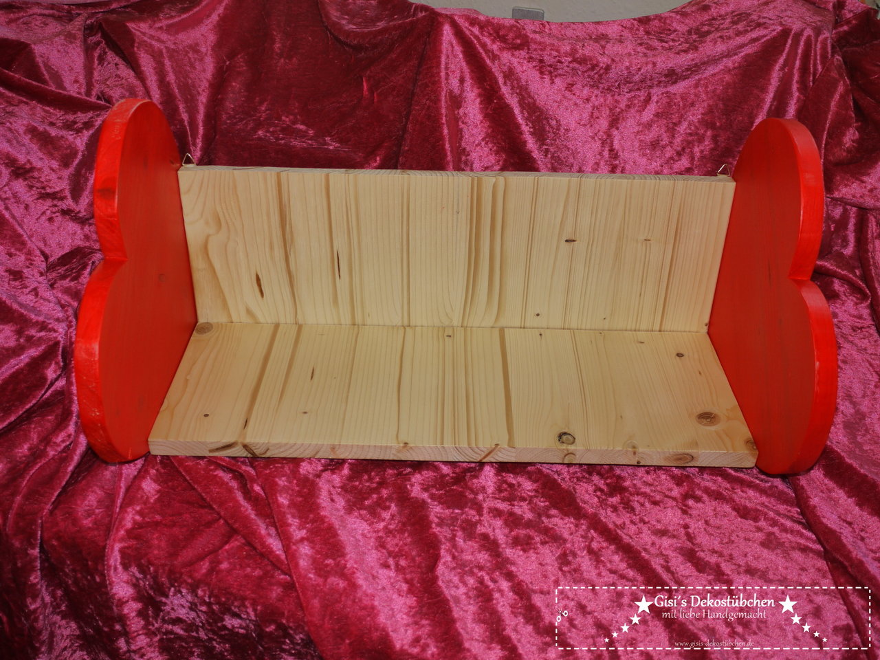 Kitchen shelf wall shelf shelf kitchen storage heart red