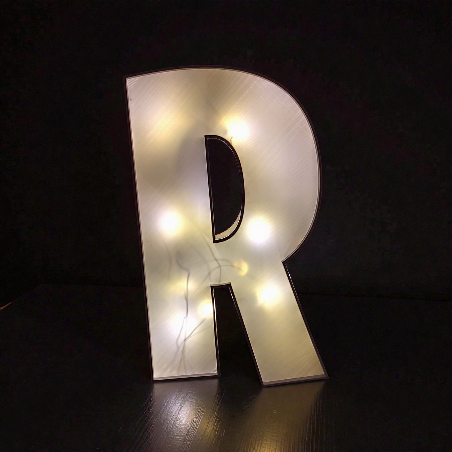 Lightbox letters A-Z – approx. 30 cm – 3D printed – custom design – lightbox for string lights
