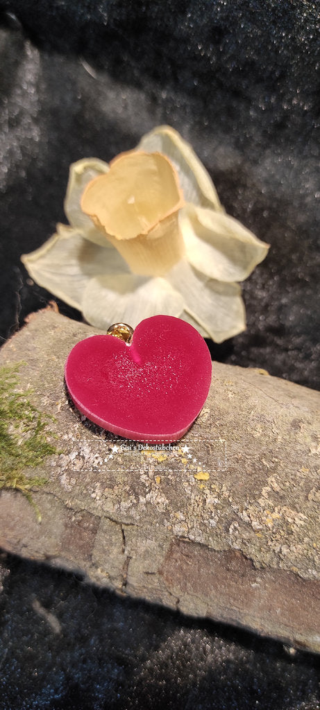 Glow in the dark! Keychain, heart keychain, glowing heart keychain 