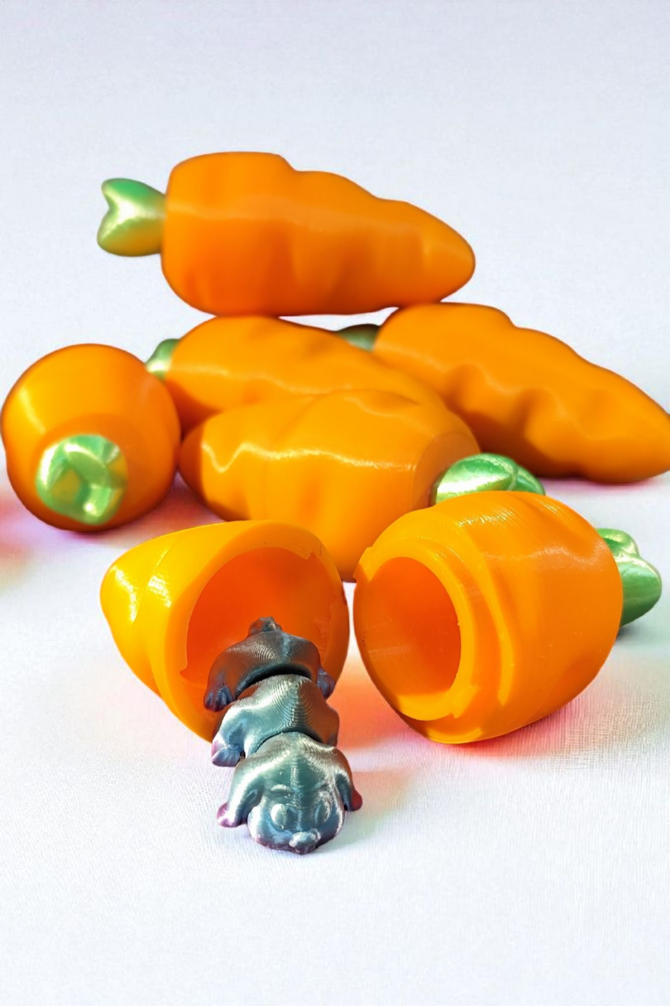 Mini bunny in carrot box