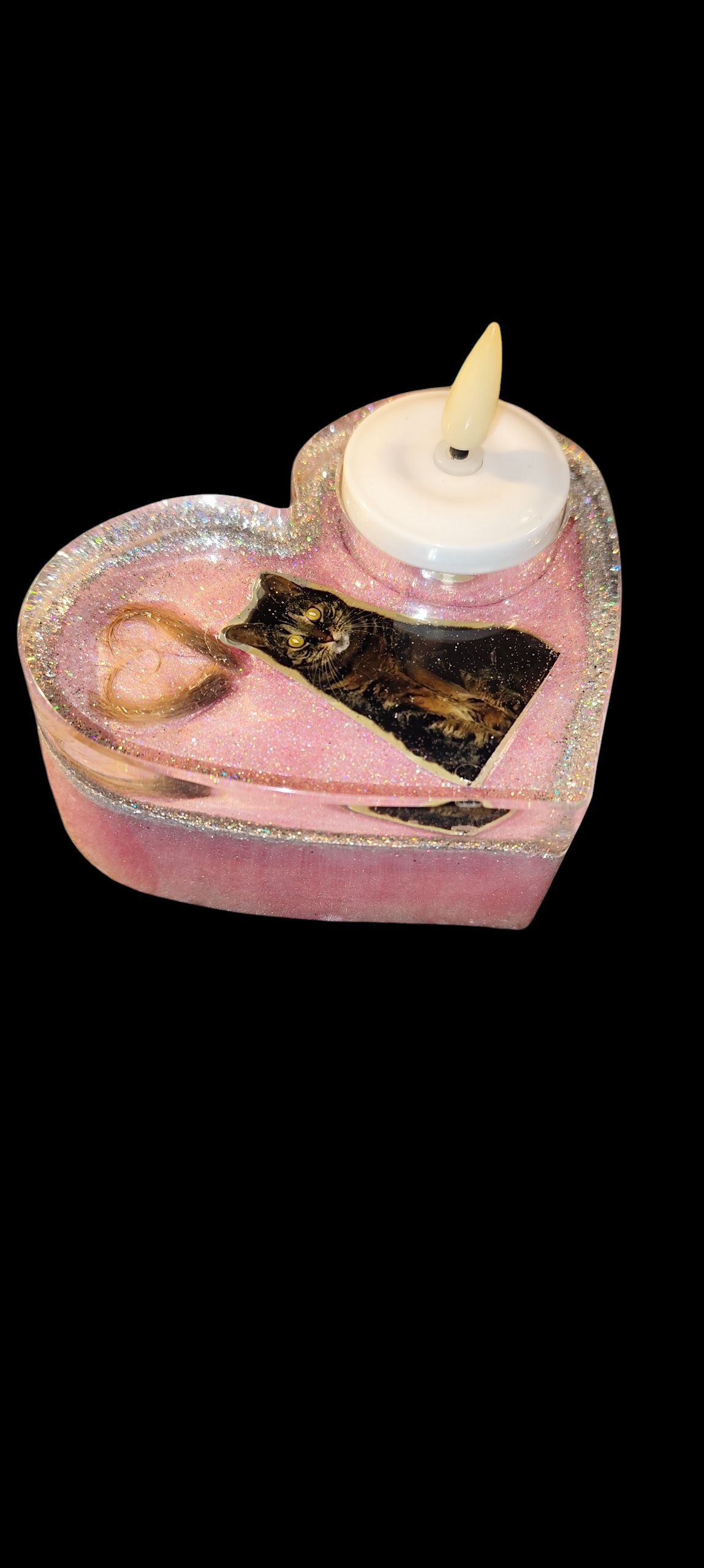 Personalized heart tealight holder made of epoxy resin – Handmade with photo, hair or memorabilia