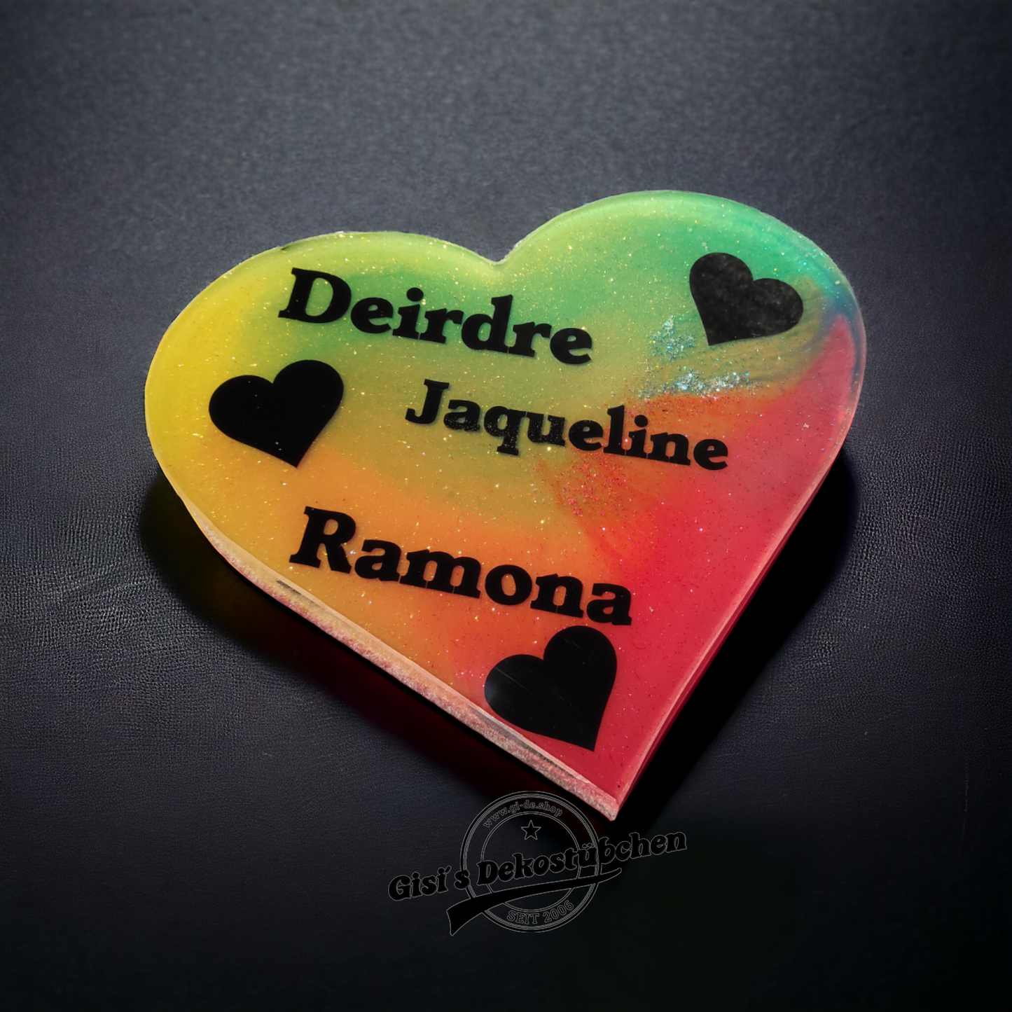 Personalized resin heart for standing