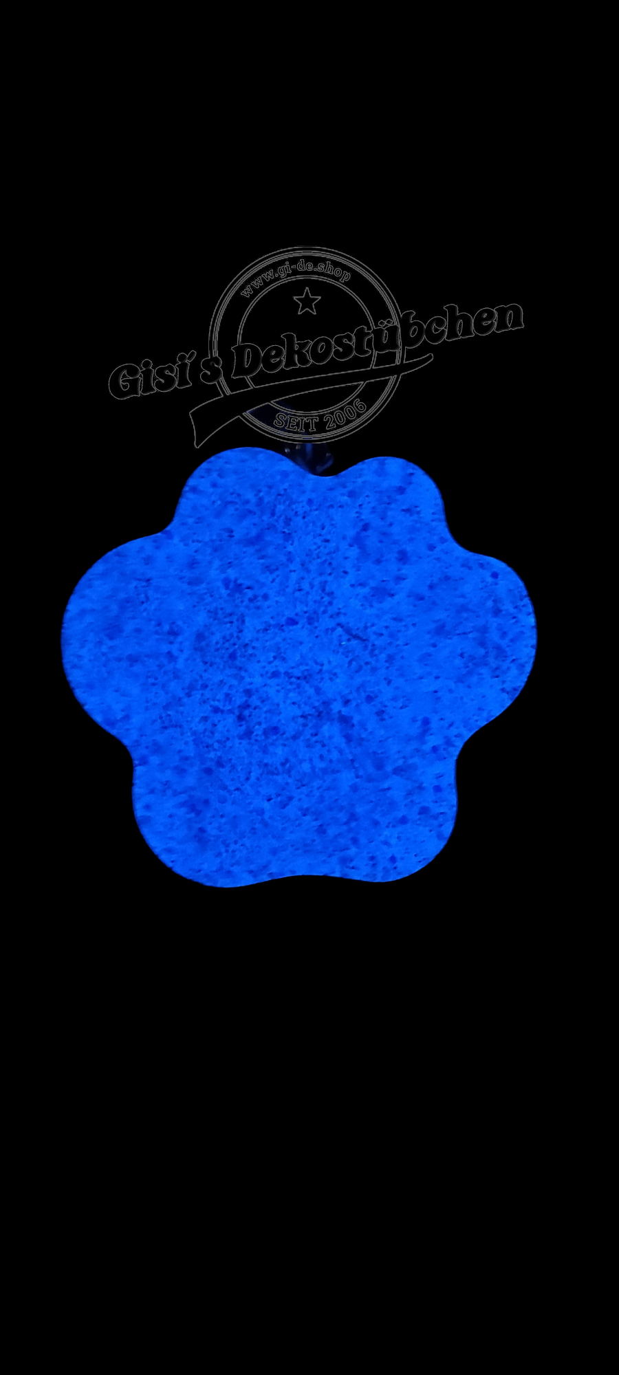 Resin keychain paw